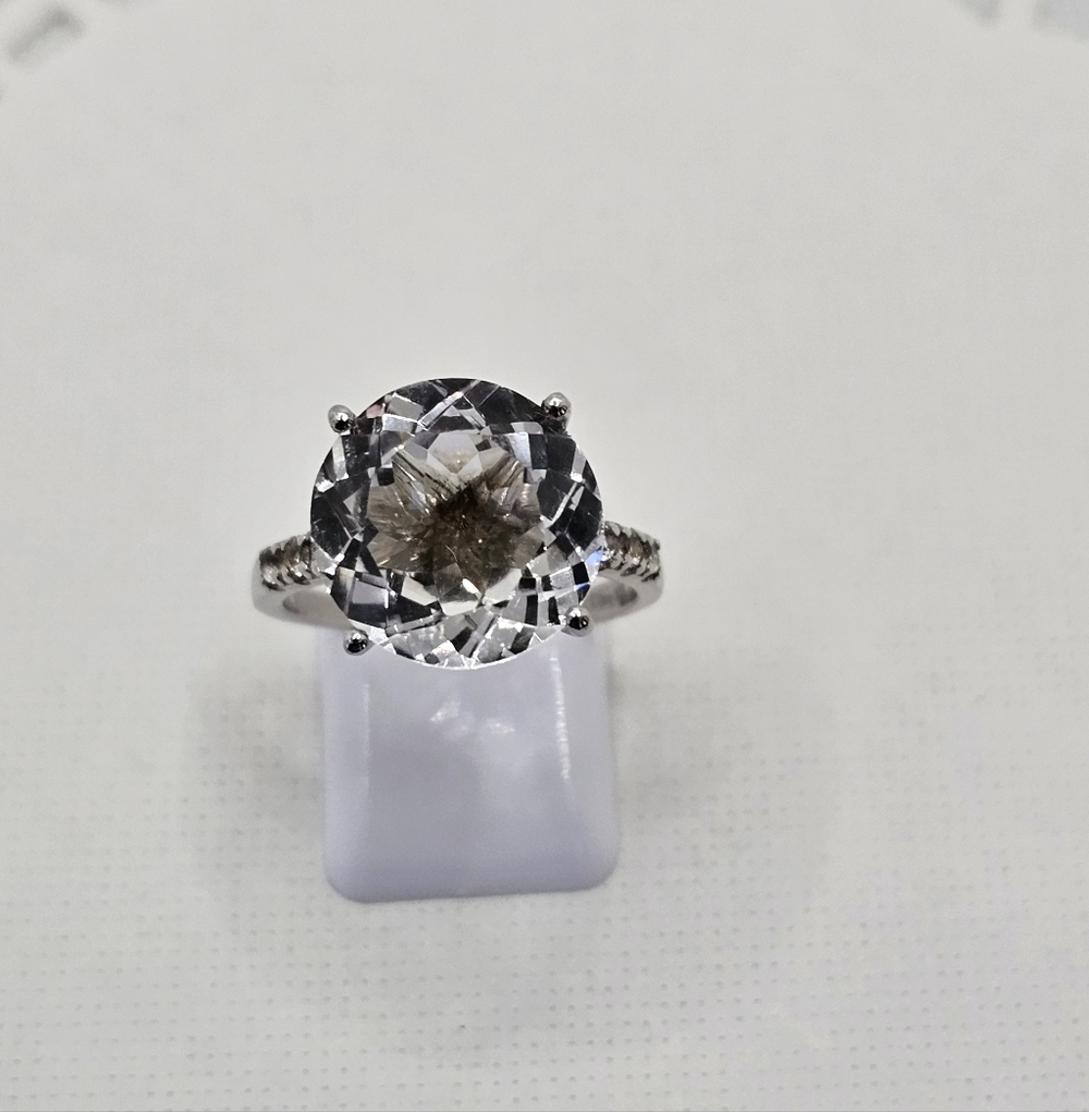 Genuine White Topaz Ring Platinum over Sterling Silver Sz 8! 😲 - Picture 11 of 13